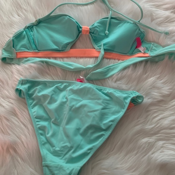 VICTORIA’S SECRET BIKINI - Picture 3 of 3